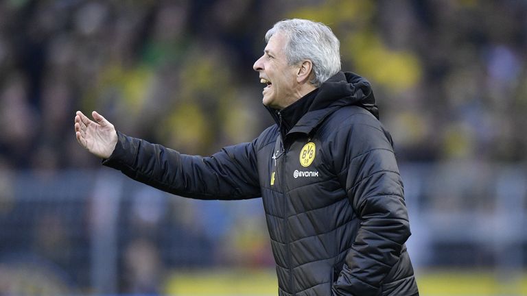 BVB-Trainer Lucien Favre hält wenig von den Montagsspielen in der Bundesliga.