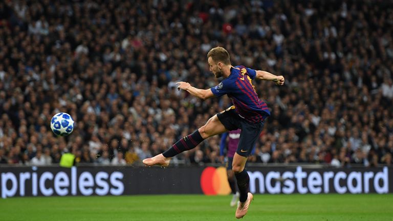 Ivan Rakitic (FC Barcelona) - Der Champions League-Sieger von 2015 kann die zweitmeisten Ballaktionen (535) und die meisten Pässe (472) aller Spieler aufweisen. Dazu kommt noch ein Tor und zwei Vorlagen.