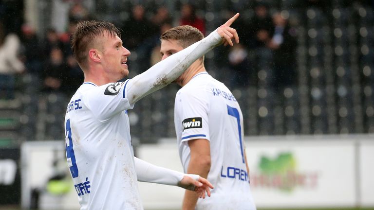 Der Karlsruher SC setzt sich bei der SG Sonnenhof Großaspach durch.