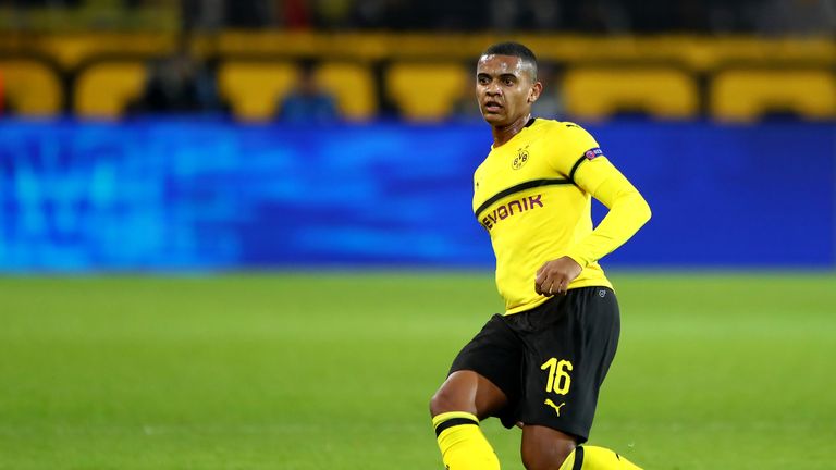 Manuel Akanji (Borussia Dortmund) - Der Schweizer Nationalspieler hat mit 95% angekommenen Pässen einen großen Anteil daran, dass der BVB in der Gruppenphase fünf Mal zu Null gespielt hat.