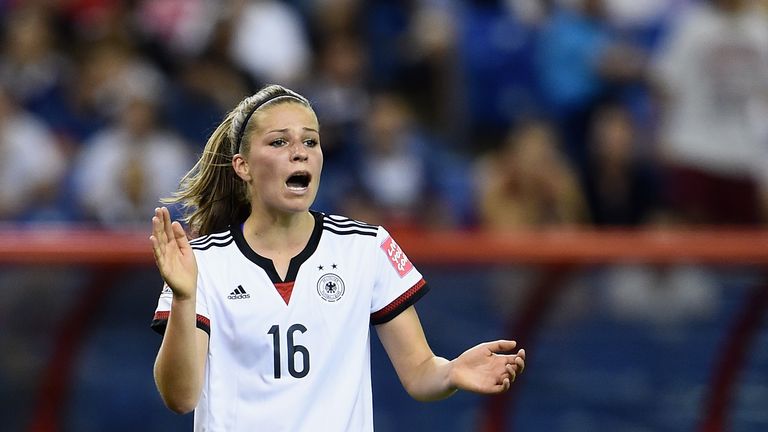 Frauen-Fußball-WM (7. Juni - 7. Juli): Bei der Frauen-WM in Frankreich will das DFB-Team zurück auf den Thron und den dritten Titel nach 2003 und 2007 einfahren. Eine Leistungsträgerin: Melanie Leupolz vom FC Bayern.