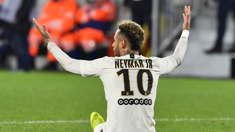 Die Tore von Neymar und Mbappe reichen PSG nicht zu Sieg.