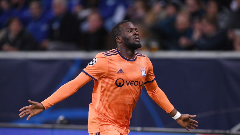 Tanguy Nbombele (Olympique Lyon) - Der Youngster ist eine Überraschung. In der Königsklasse gewann er 72% seiner Zweikämpfe und schoss zwei Tore. Vor kurzem gab er sein Debüt für die französische Nationalmannschaft.