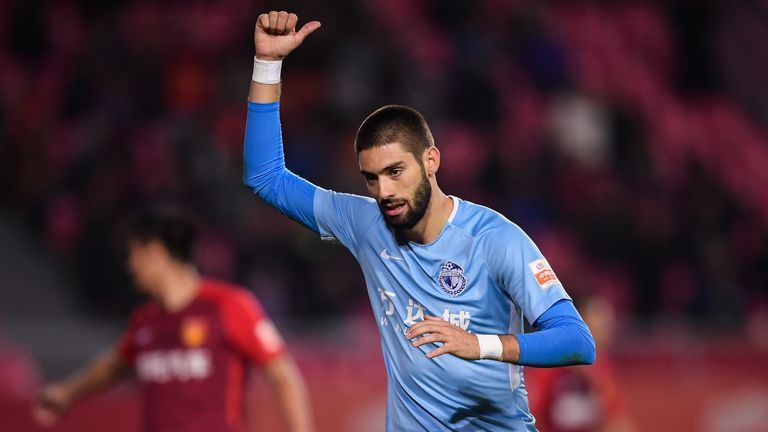 Nach Attacke auf Mitspieler: Carrasco zahlt 155.000 Euro Entschädigung an Teamkollegen.