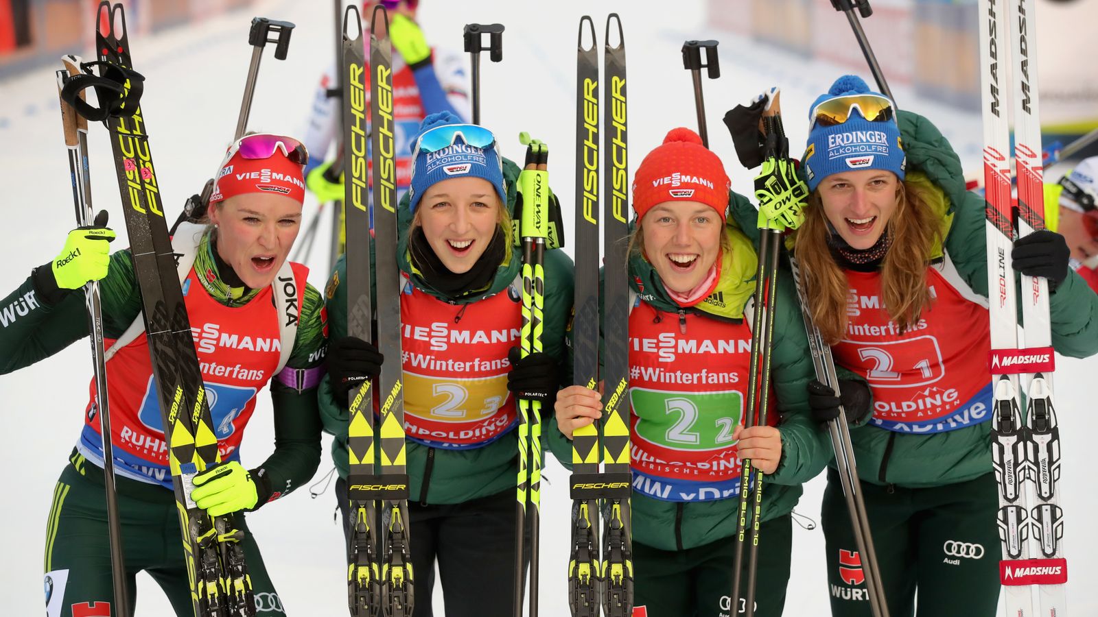 Biathlon Ruhpolding Damen-Staffel stürmt auf Rang drei Wintersport News Sky Sport