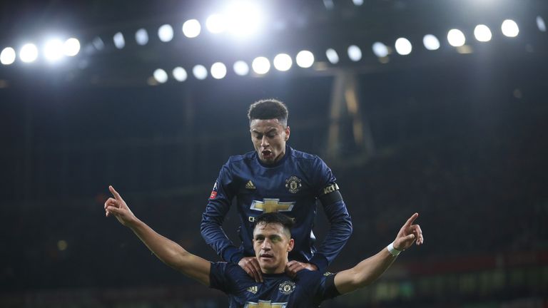 Manchester United bleibt auch im Pokal siegreich.