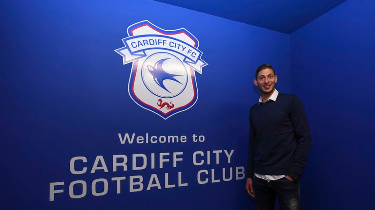 Emiliano Sala hatte erst kürzlich einen Vertrag bei Cardiff City unterschrieben.