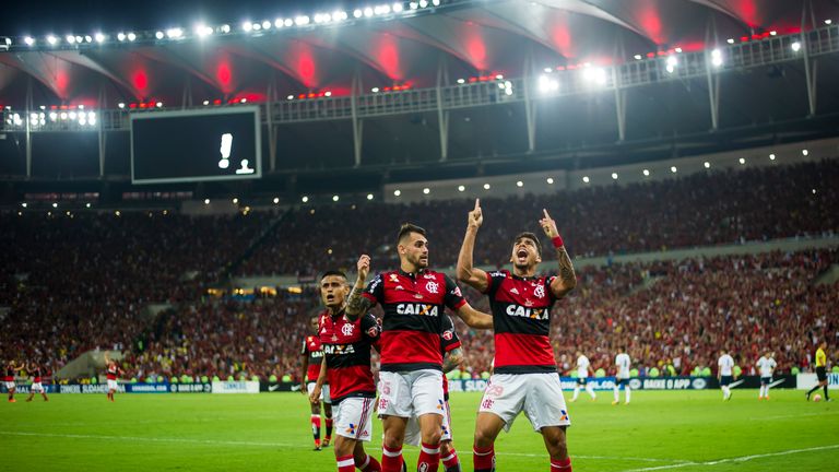 16. Flamengo: 21.718.461 Follower