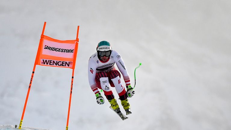 Vincent Kriechmayr gewinnt die Abfahrt am Lauberhorn.