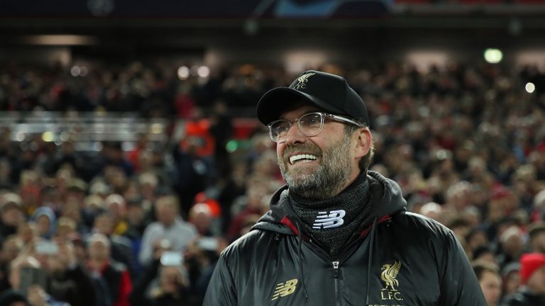 Klopp: Liverpool dominiert die Premier League und liegt sieben Punkte vor ManCity. Das Duell gegen Pep geht klar an Jürgen Klopp. In 15 Spielen siegte er achtmal, spielte zweimal remis und verlor nur fünf Partien. Vorteil Liverpool – 4:5!