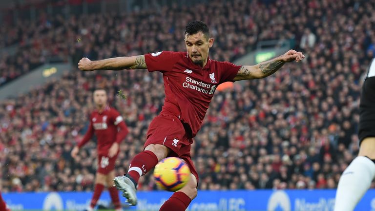 Lovren: Eigentlich nur die Nummer vier in der Innenverteidigung. Aktuell sind Matip und Gomez aber verletzt, daher muss Klopp auf den Kroaten als Backup auf der zweiten Innenverteidigerposition setzen. Vorteil ManCity – 1:2!