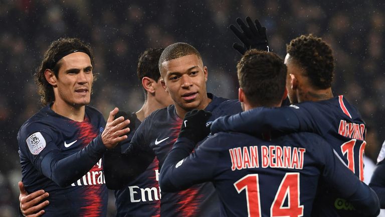 Paris Saint-Germain rächt sich am Pokalschreck Guingamp, und überrollt den Tabellenletzten mit dem kompletten Star-Ensemble.