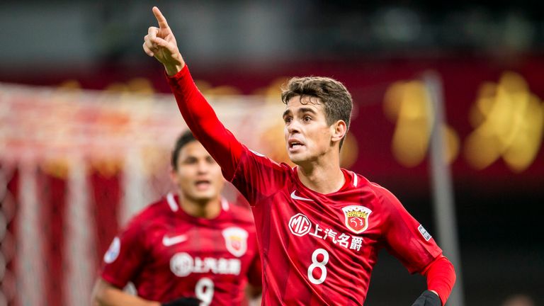 OSCAR: Ein weiterer Brasilianer ist der Rekordtransfer der chinesischen Liga - Oscar. Für 60 Millionen Euro lockte Shanghai SIPG Hulks Landsmann vom FC Chelsea nach Fernost.