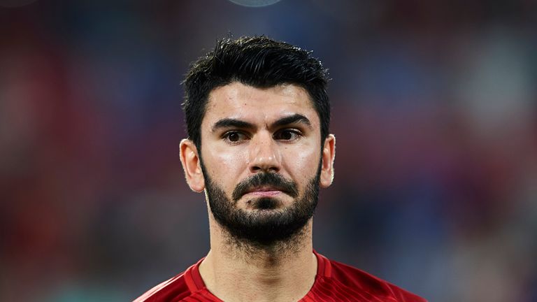 Türkischer Spitzenreiter nimmt Serdar Tasci unter Vertrag.