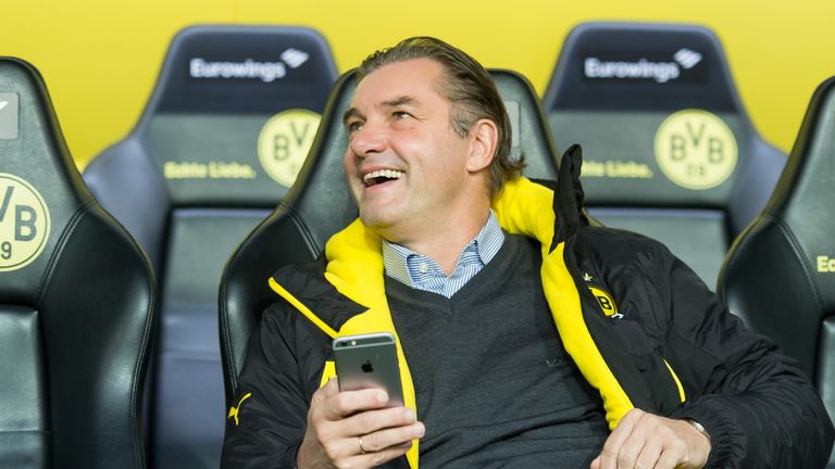 Die Zeit läuft. Bis 31. Januar können die Vereine noch auf dem Transfermarkt tätig werden. Auch bei BVB-Sportdirektor Michael Zorc dürften sich Spielerberater regelmäßig melden. Einige Personalien hat der Spitzenreiter allerdings bereits geklärt…