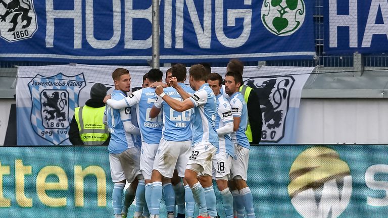 Der TSV 1860 München feiert seinen ersten Sieg im Jahr 2019.