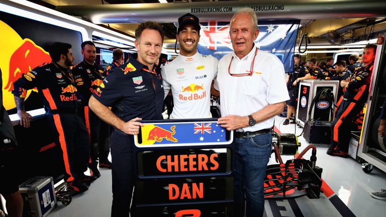 #3 - Daniel Ricciardo: Trotz seines Wechsels zu Renault hat der Australier die Nummer drei behalten. Neben der Tatsache, dass sie sein erstes Kart schmückte, ist einer seiner Helden mit der Nummer unterwegs gewesen: NASCAR-Fahrer Dale Earnhardt.

