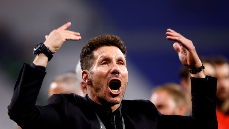 Diego Simeone hat seinen Vertrag bei Atletico Madrid verlängert.