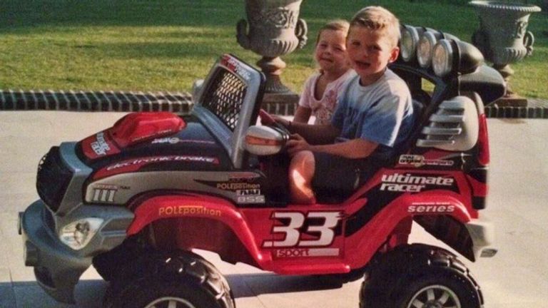 #33 - Max Verstappen: Dass der Niederländer schon sein Leben lang eine Bindung zu der Nummer hat, bewies der 21-Jährige vor einiger Zeit mit diesem Bild. Bildquelle: Twitter/Max Verstappen