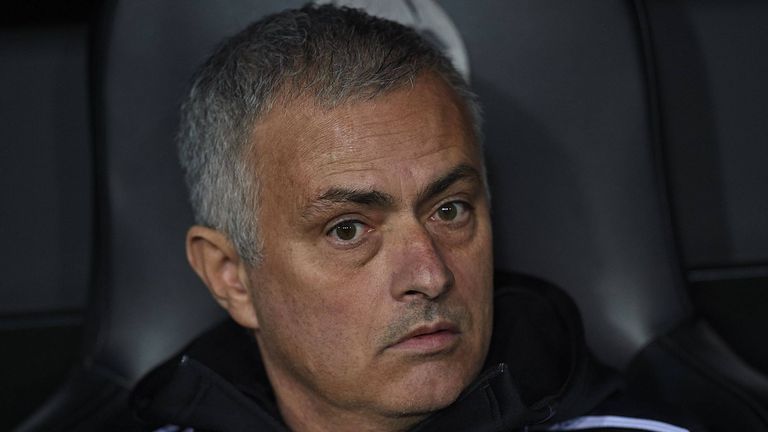 Jose Mourinho wurde drei Mal englischer Meister mit dem FC Chelsea.