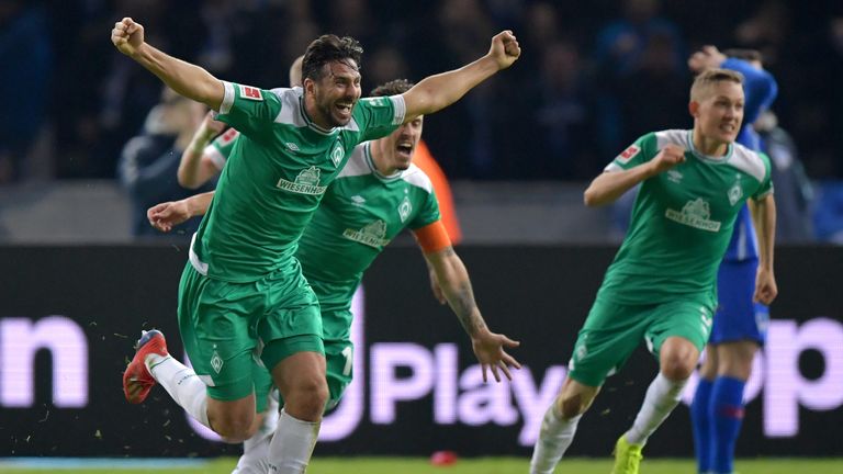 Claudio Pizarro Patahkan Rekor Hebat di Bundesliga Claudio Pizarro Patahkan Rekor Hebat di Bundesliga