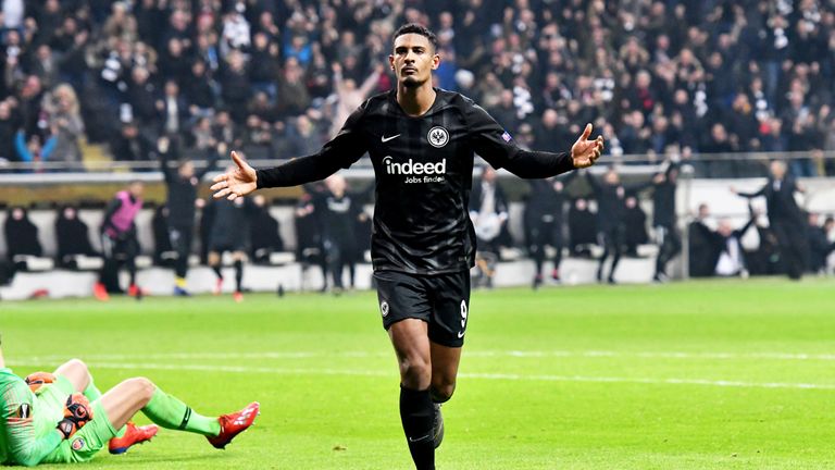 Frankfurts Sebastien Haller schnürt gegen Schachtar Donezk einen Doppelpack.