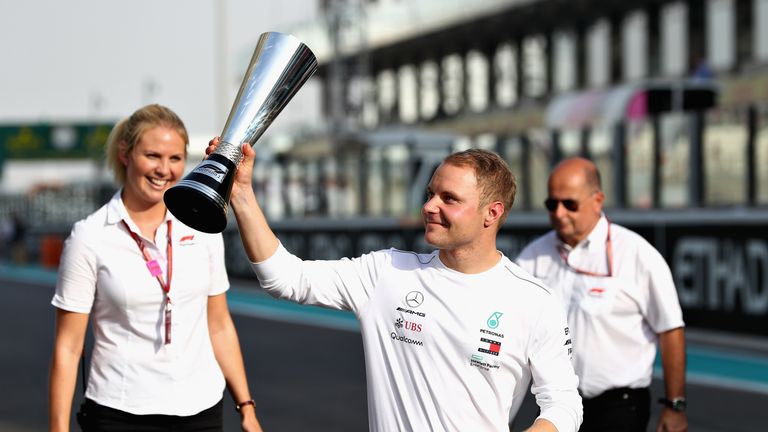 Mercedes - Valtteri Bottas: Der Weltranglistenfünfte des letzten Jahres ist seit 2017 bei den Silberpfeilen. Nach drei Grand-Prix-Siegen 2017 musste er sich im vergangenen Jahr sieben Mal mit zweiten Rang begnügen. Das will der Finne ändern.