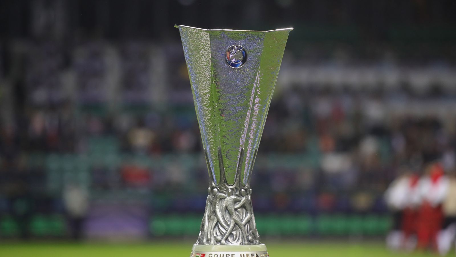 Europa League: UEFA gibt Ticketanzahl für Finalisten ...