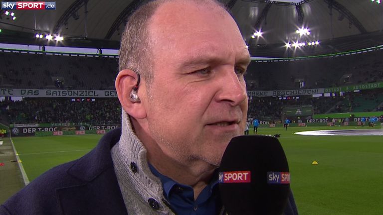 Jörg Schmadtke im Sky Interview vor dem Spiel gegen Bremen.