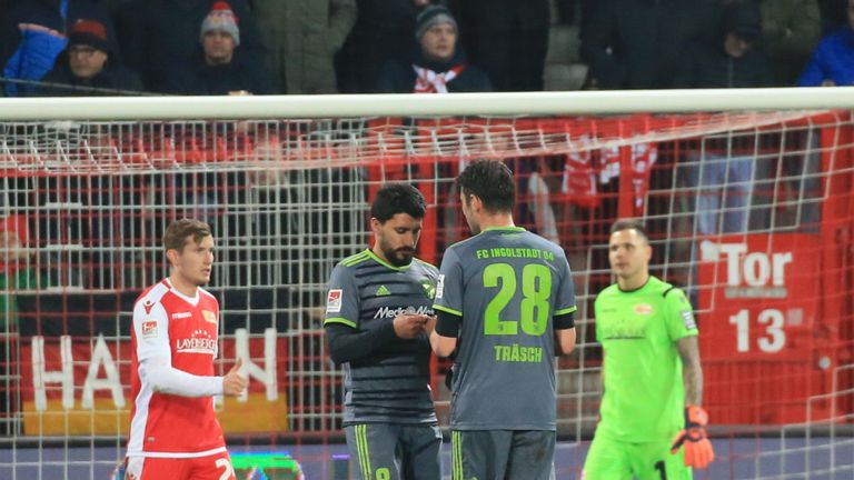 Der israelische Nationalspieler Almog Cohen bekommt nach dem Hass-Kommentar gegen ihn viel Rückhalt.