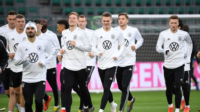 Das DFB-Team bereitet sich in Wolfsburg auf die beiden Länderspiele gegen Serbien und die Niederlande vor. 