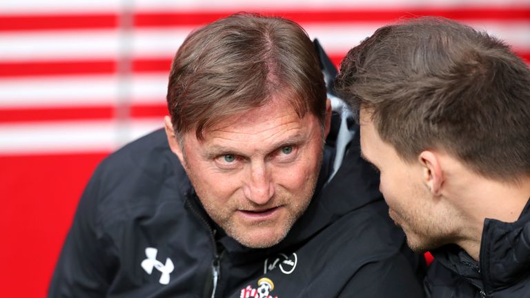Southampton-Coach Ralph Hasenhüttl will seine Spieler schützen, indem er das WLAN in den Teamhotels verbietet.