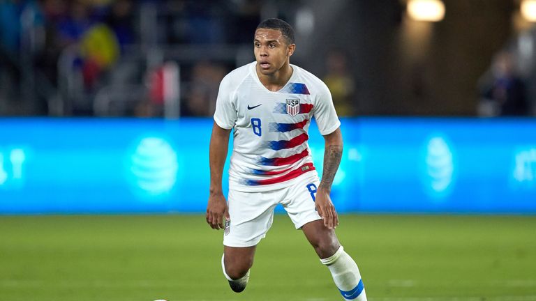 Der FC Schalke muss wohl in den kommenden Wochen auf Mittelfeldspieler Weston McKennie verzichten.