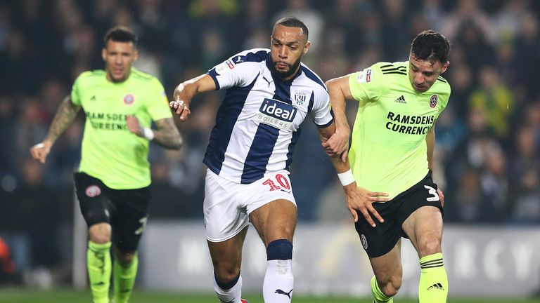 Matt Phillips kämpft mit West Bromwich Albion um den direkten Aufstieg in die Premier League.