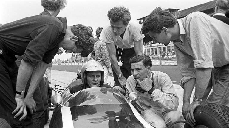 Jim Clark (GBR) fuhr 72 Grand-Prix-Rennen für Lotus. 1963 und 1965 wurde er Weltmeister. 