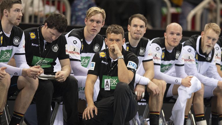 Bundestrainer Christian Prokop und sein Team richten den Blick nach vorne auf die anstehende Partie gegen Polen am Mittwoch, 10. April.