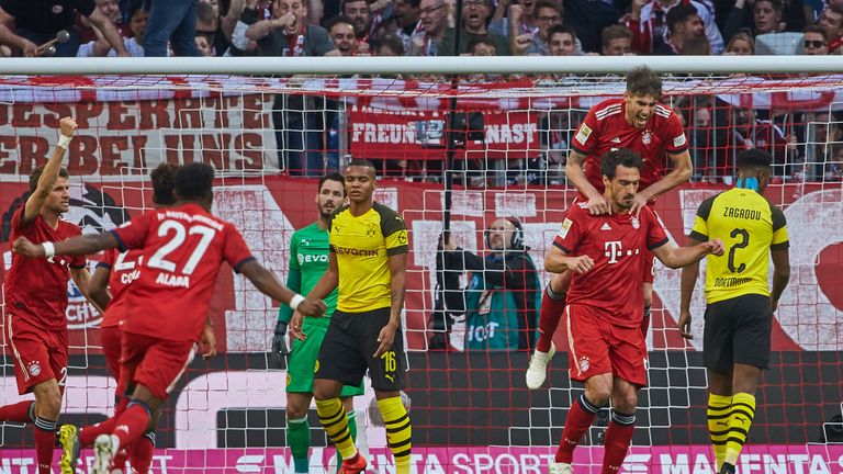 Der FC Bayern schlägt Borussia Dortmund deutlich und springt an die Tabellenspitze.