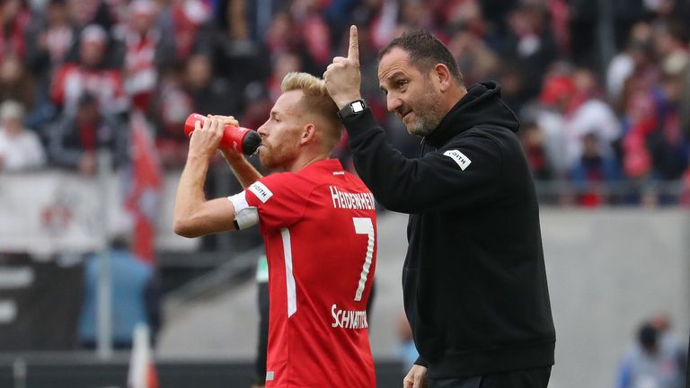 Heidenheim-Trainer Frank Schmidt und Kapitän Marc Schnatterer wollen im DFB-Pokal die Bayern ärgern.