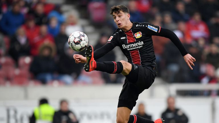 Kai Havertz trifft für Bayer Leverkusen per Elfmeter. 