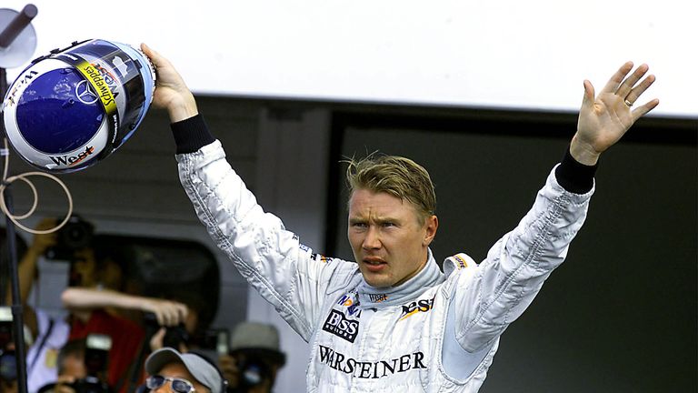 Mika Häkkinen ist neben Michael Schumacher einer der erfolgreichsten Piloten der späten 90er Jahre. 1998 und 1999 wurde er im Mc Laren Weltmeister. 