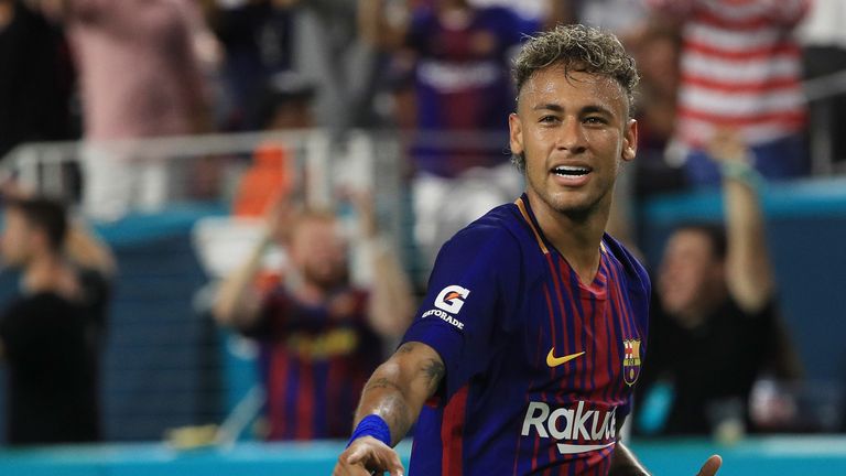 Neymar trug vor seinem Wechsel zu PSG von 2013 bis 2017 das Trikot des FC Barcelona.