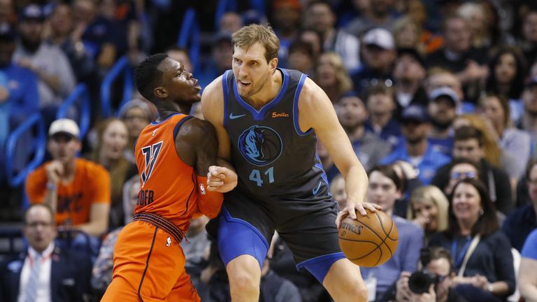 Die Dallas Mavericks gewinnen bei den Oklahoma City Thunder 106:103.