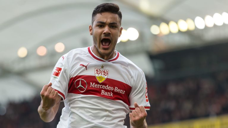 Ozan Kabak (VfB Stuttgart) hat ebenfalls eine Schussgenauigkeit von 60 Prozent. Der Türke schoss wie Klostermann fünfmal aufs Tor und erzielte drei Tore.