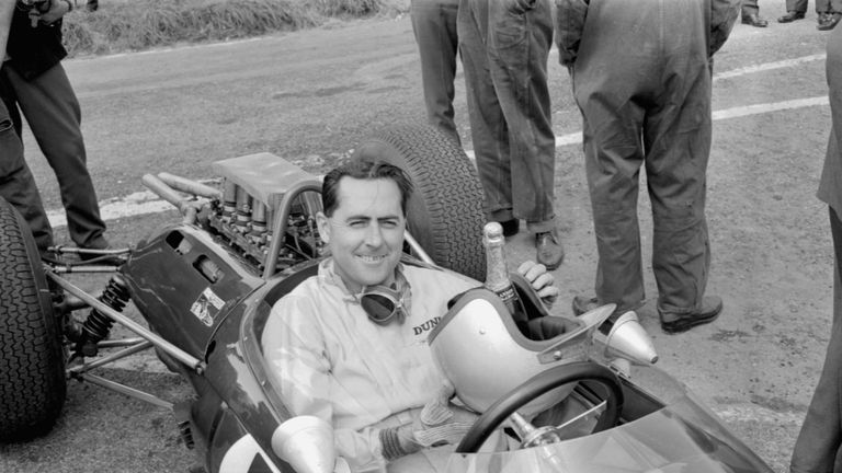 Jack Brabham (AUS) wurde drei Mal Formel-1-Weltmeister (1959,1960,1966). 