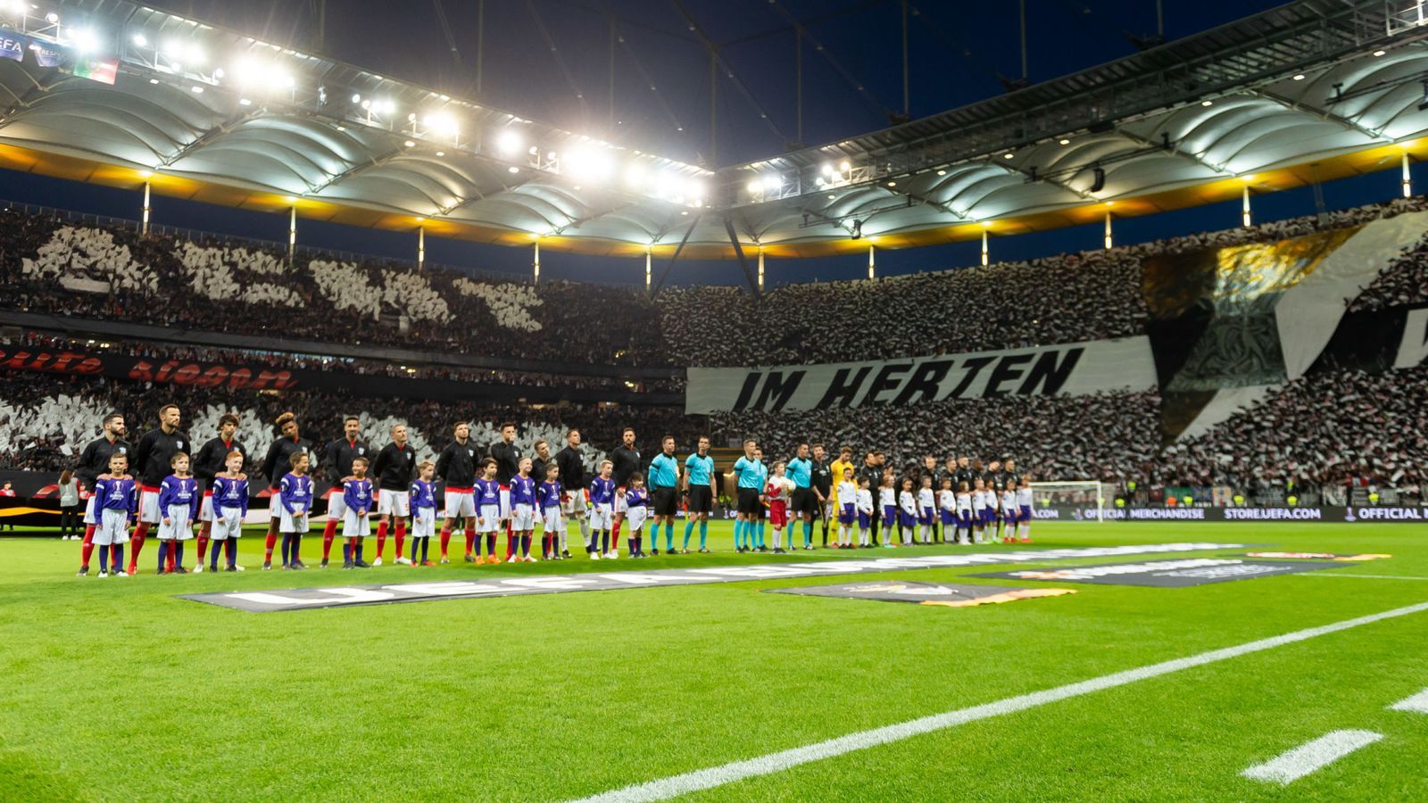 Champions League: Keine Choreo von Eintracht Frankfurt gegen Neapel