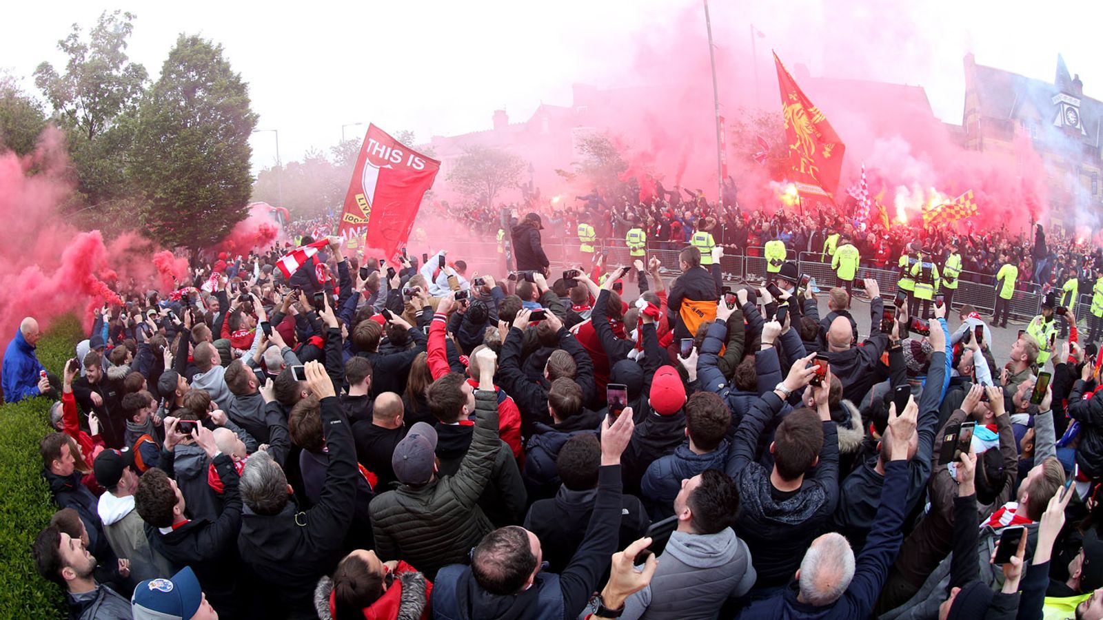 Champions League: Fans des FC Liverpool 