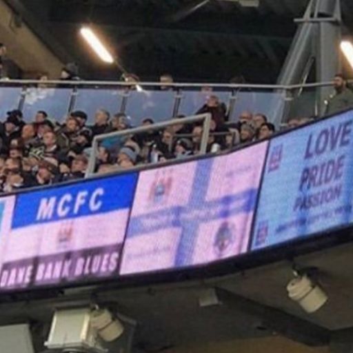 Fans schimpfen über digitale Banner bei City