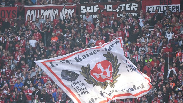 Die Fans des 1. FC Kaiserslautern unterstützen ihren Verein mit einer Anleihe in Höhe von drei Millionen Euro. 
