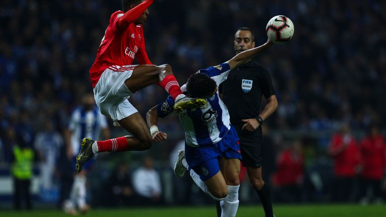 In Portugals erster Liga ist die Situation exakt wie in der Bundesliga. Benfica führt einen Spieltag vor Schluss mit zwei Punkten vor Porto und hat zudem die bessere Tordifferenz.
