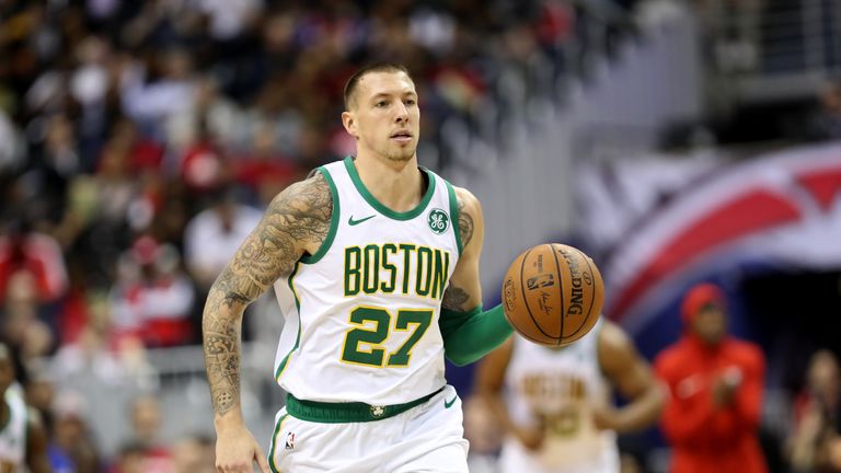 Daniel Theis verlor in den Play-offs gegen die  Milwaukee Bucks. Boston Celtics scheitert klar mit 91:116.